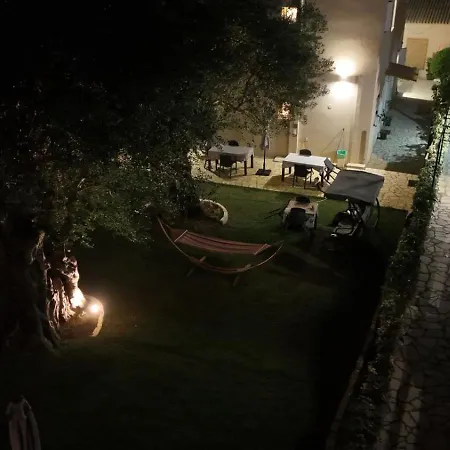 Kelly Apartment *